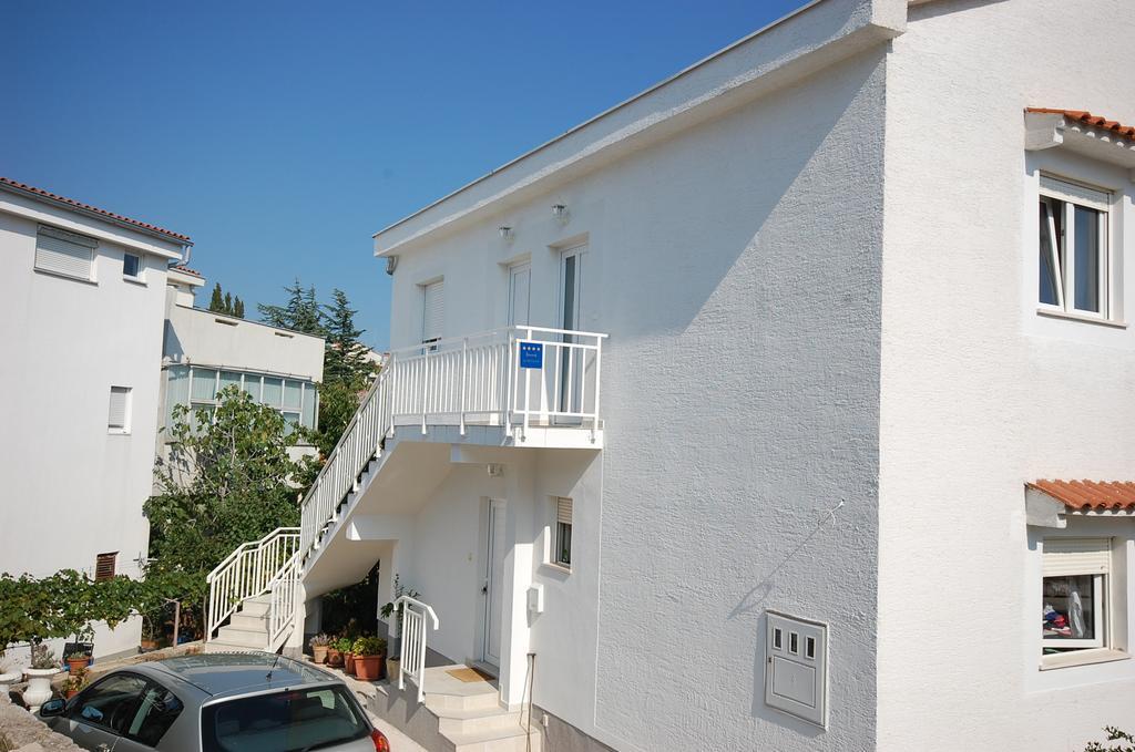 Apartments Curicta 1 Krk Town Luaran gambar